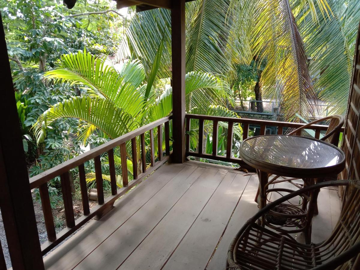 O'Hamok Family Homestay Баттамбанг Экстерьер фото
